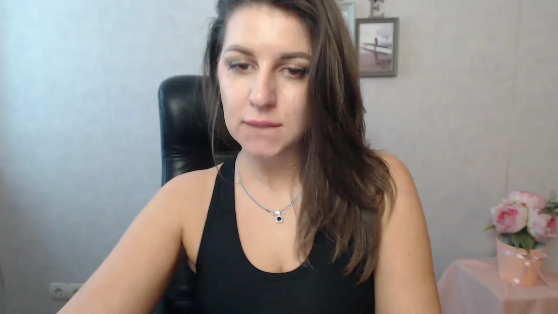 Gallery image thumbnail from Vanesa_Lams's myfreecams stream on, 04/24/2023, 11:08 image 6 of 20