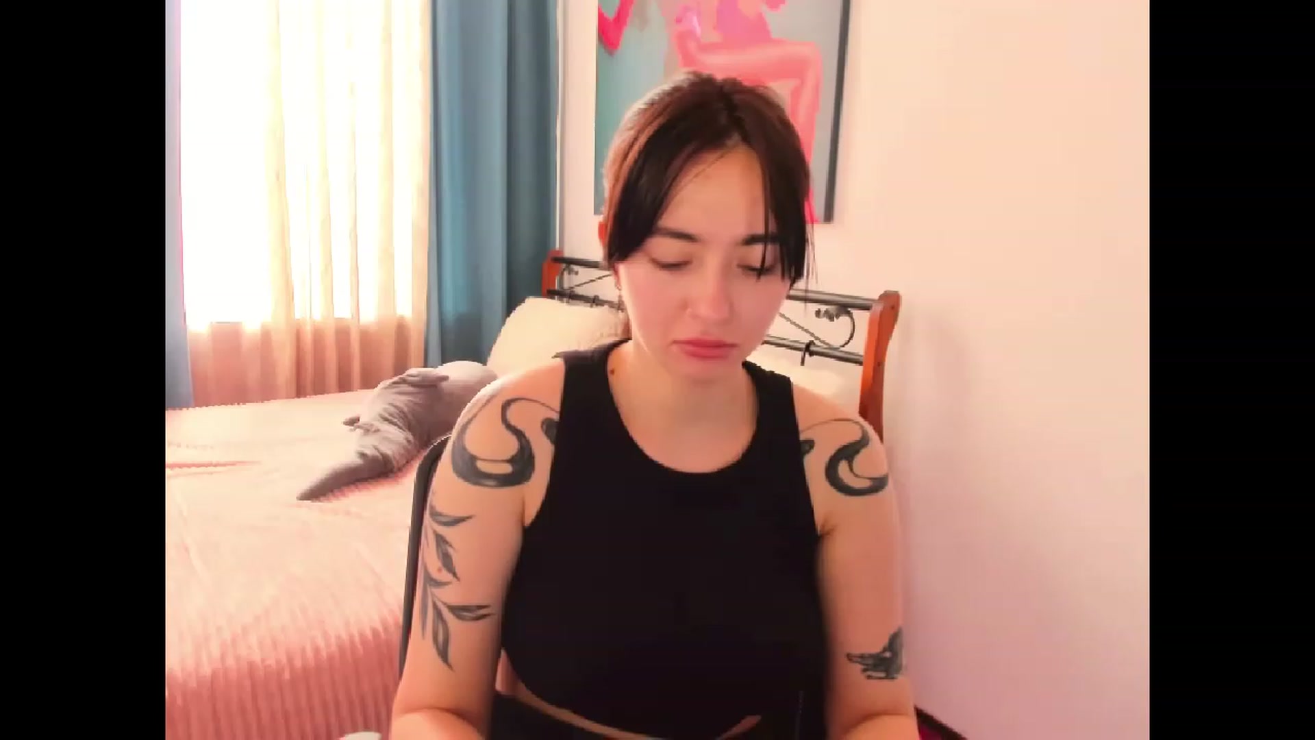 Gallery image thumbnail from Vaness__A's myfreecams stream on, 08/21/2023, 12:44 image 4 of 20