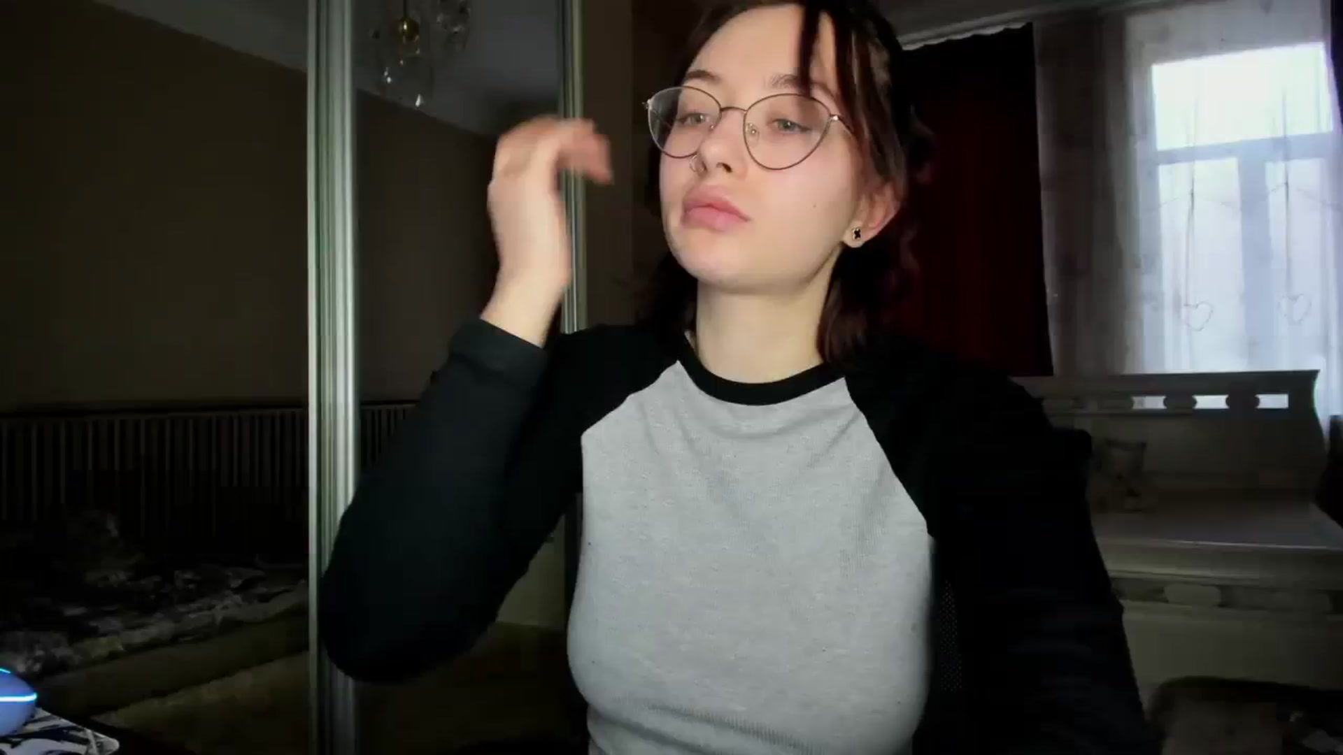 Gallery image thumbnail from Vaness__A's myfreecams stream on, 02/25/2024, 16:21 image 10 of 20