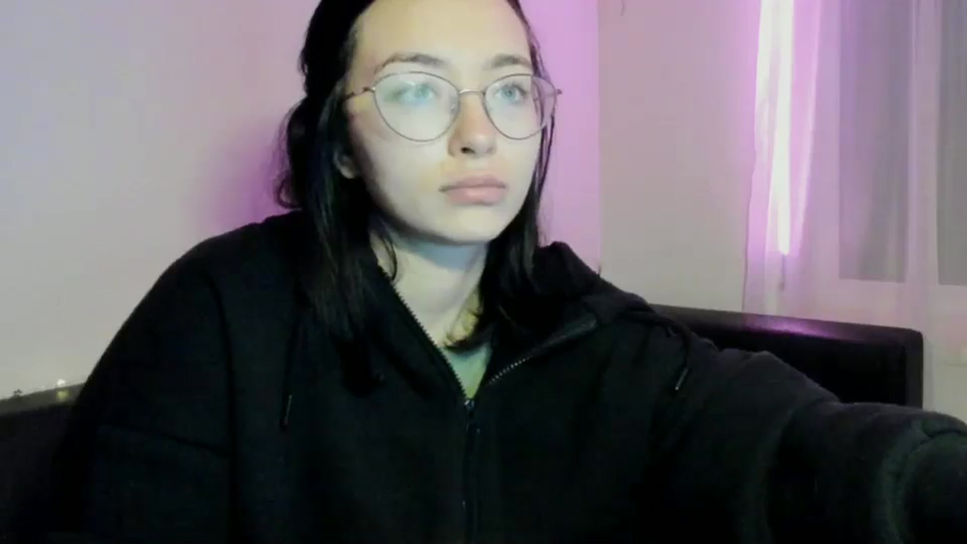 Gallery image thumbnail from Vaness__A's myfreecams stream on, 12/05/2024, 21:56 image 20 of 20