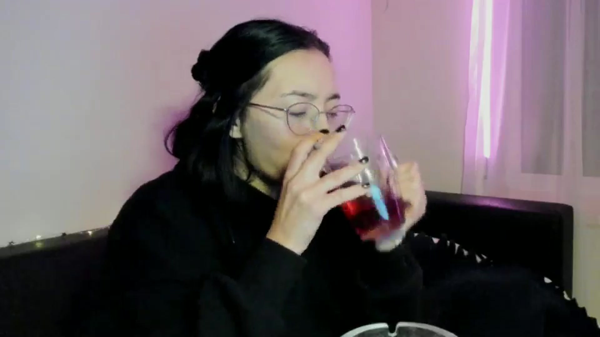 Gallery image thumbnail from Vaness__A's myfreecams stream on, 12/05/2024, 21:56 image 19 of 20