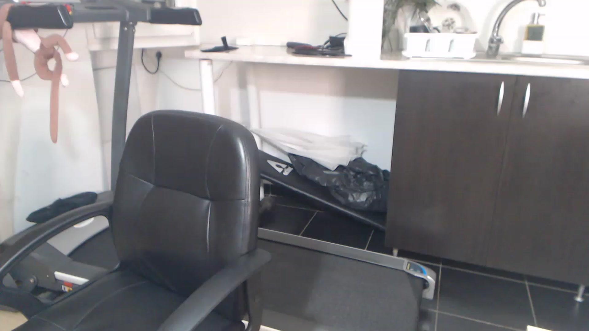 Gallery image thumbnail from Vanessa270's myfreecams stream on, 11/28/2022, 13:20 image 8 of 20