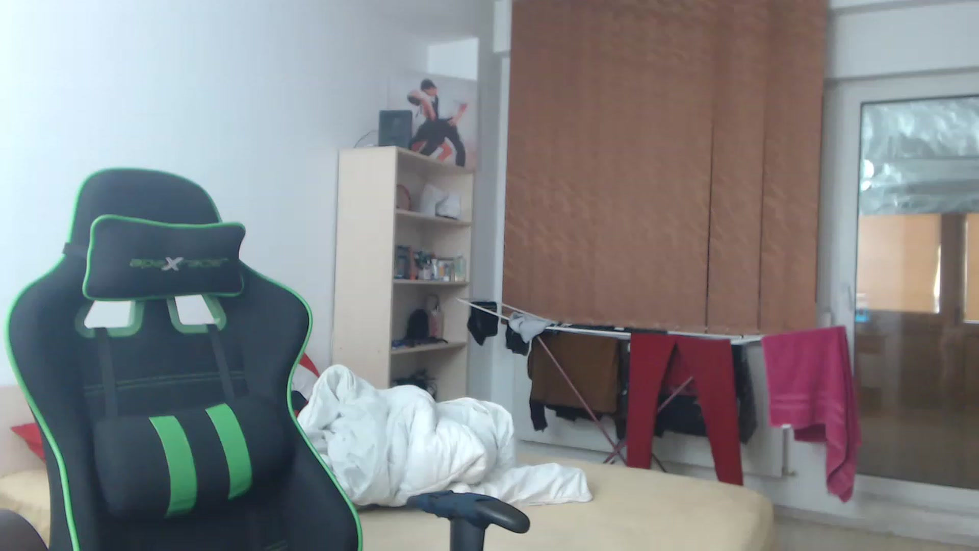Gallery image thumbnail from Vanessa270's myfreecams stream on, 12/12/2022, 12:39 image 14 of 20