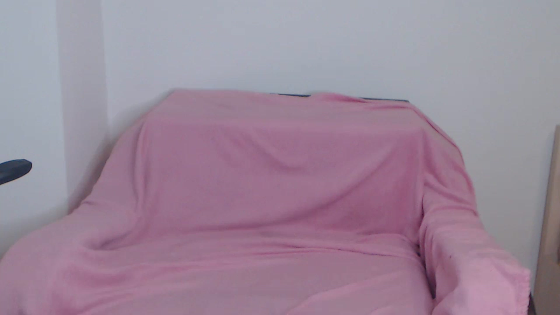 Gallery image thumbnail from Vanessa270's myfreecams stream on, 12/20/2022, 15:20 image 15 of 20