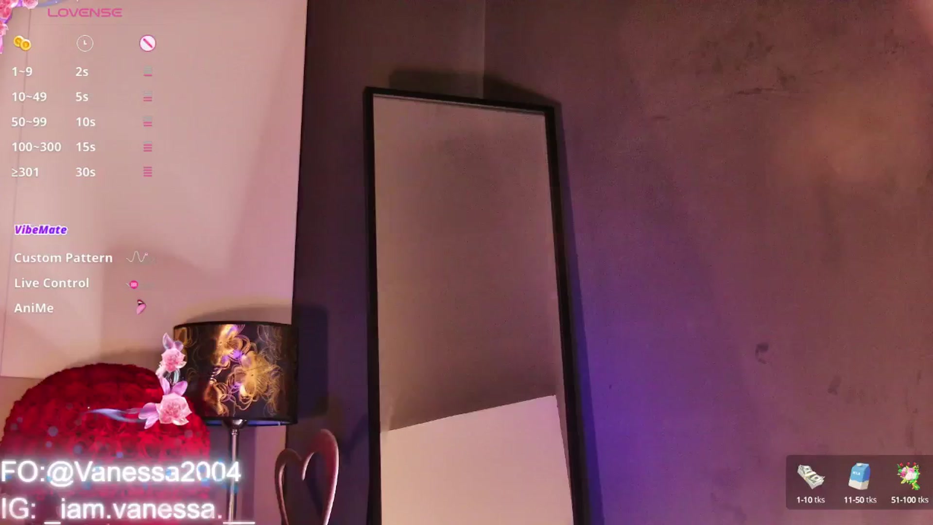 Gallery image thumbnail from Vanessa270's myfreecams stream on, 11/18/2024, 02:07 image 10 of 20