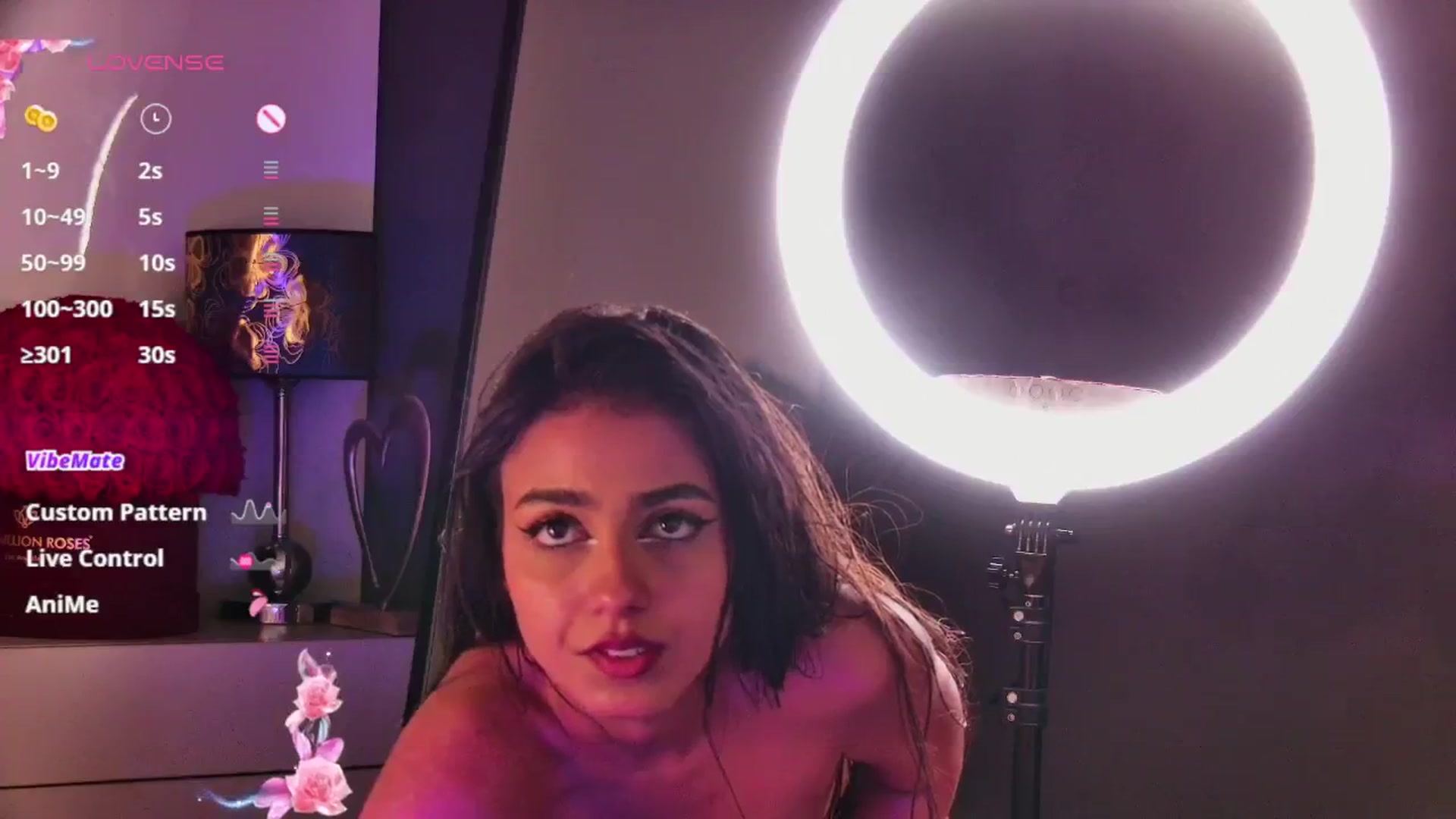 Gallery image thumbnail from Vanessa270's myfreecams stream on, 11/19/2024, 23:01 image 13 of 20