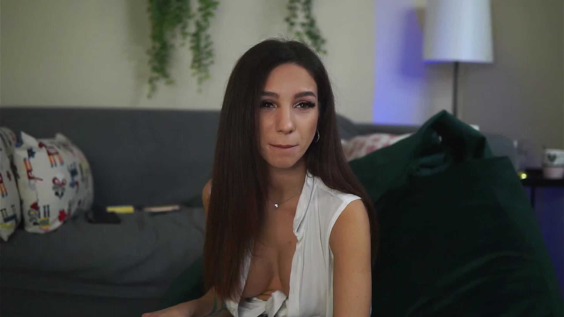 Gallery image thumbnail from VanessaAllen's myfreecams stream on, 12/03/2022, 16:13 image 19 of 20