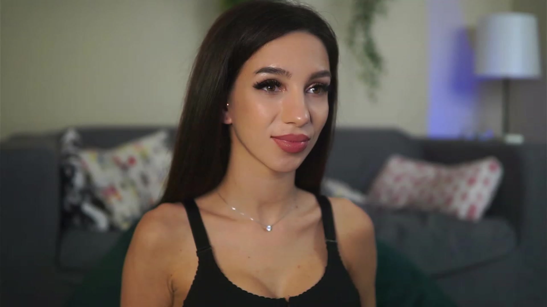 Gallery image thumbnail from VanessaAllen's myfreecams stream on, 12/03/2022, 21:35 image 7 of 20