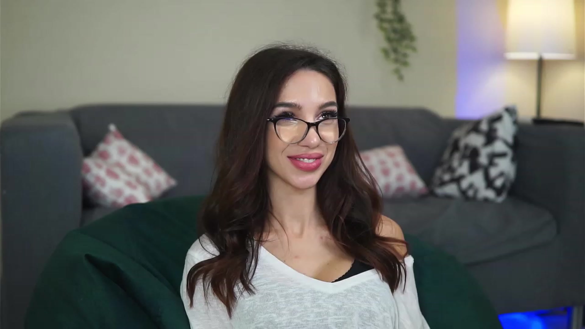 Gallery image thumbnail from VanessaAllen's myfreecams stream on, 12/07/2022, 22:33 image 20 of 20