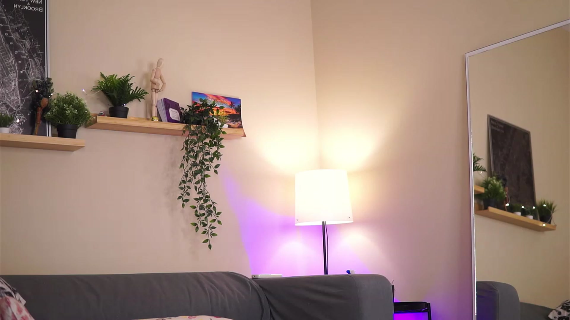 Gallery image thumbnail from VanessaAllen's myfreecams stream on, 12/30/2022, 18:15 image 7 of 20