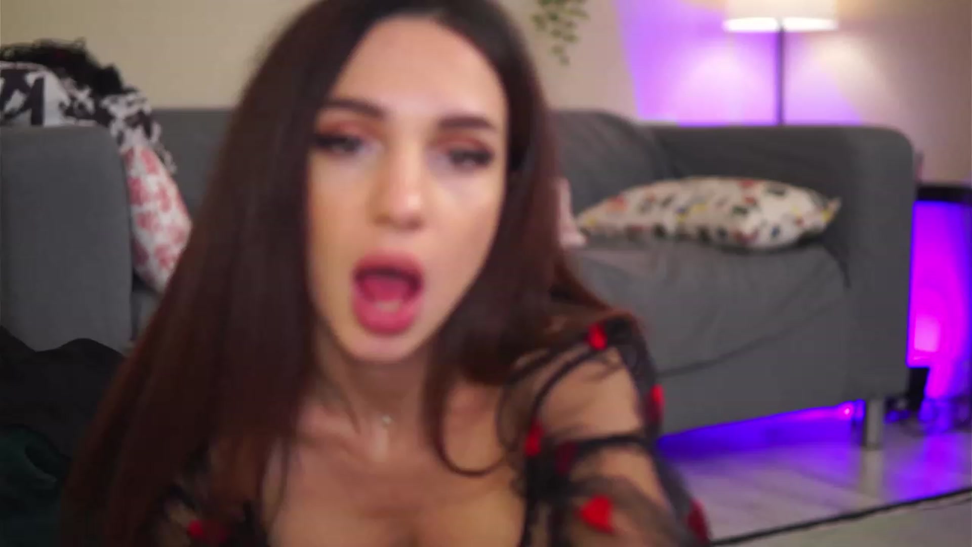 Gallery image thumbnail from VanessaAllen's myfreecams stream on, 01/06/2023, 18:34 image 12 of 20