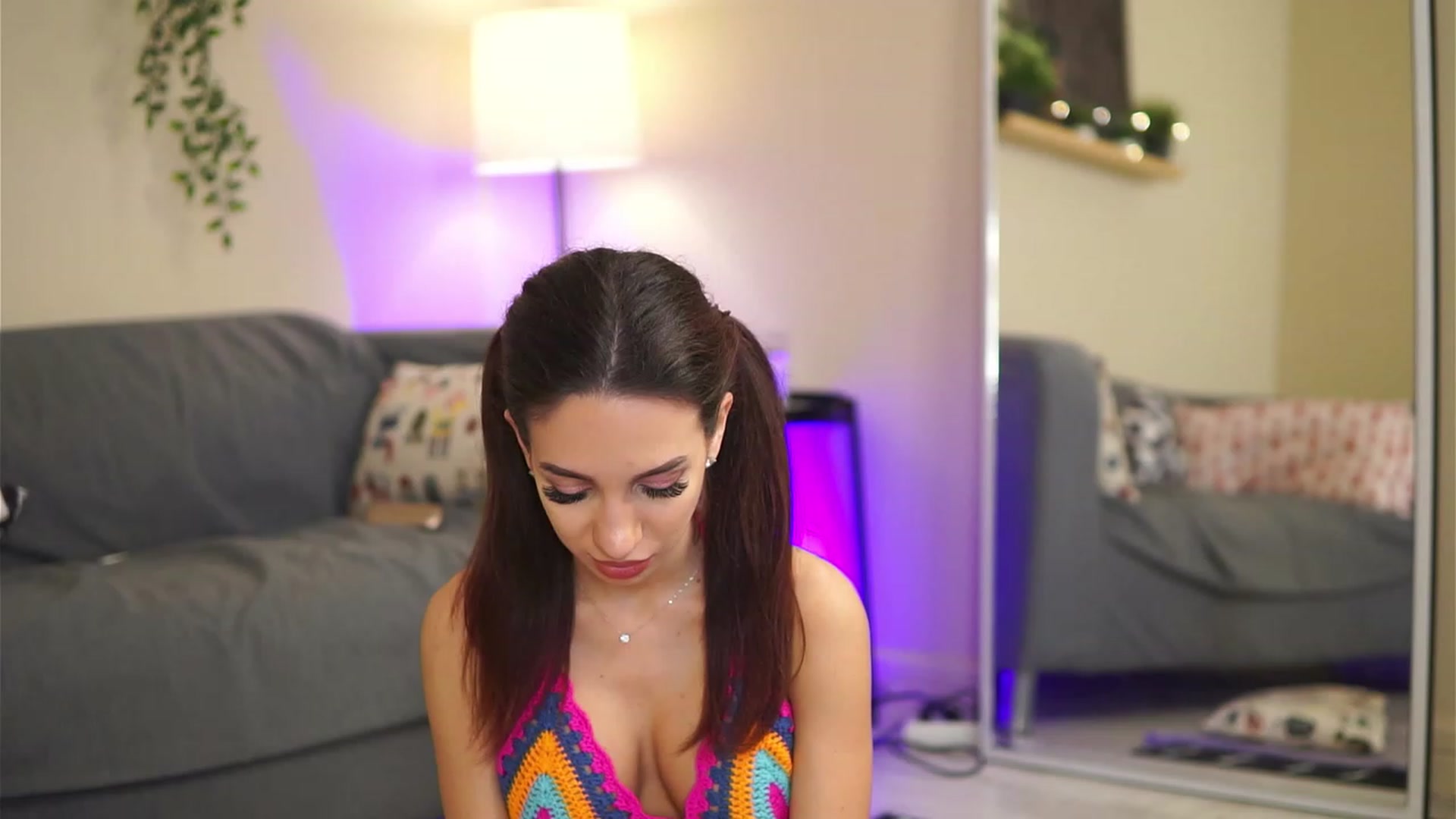 Gallery image thumbnail from VanessaAllen's myfreecams stream on, 01/13/2023, 18:57 image 18 of 20