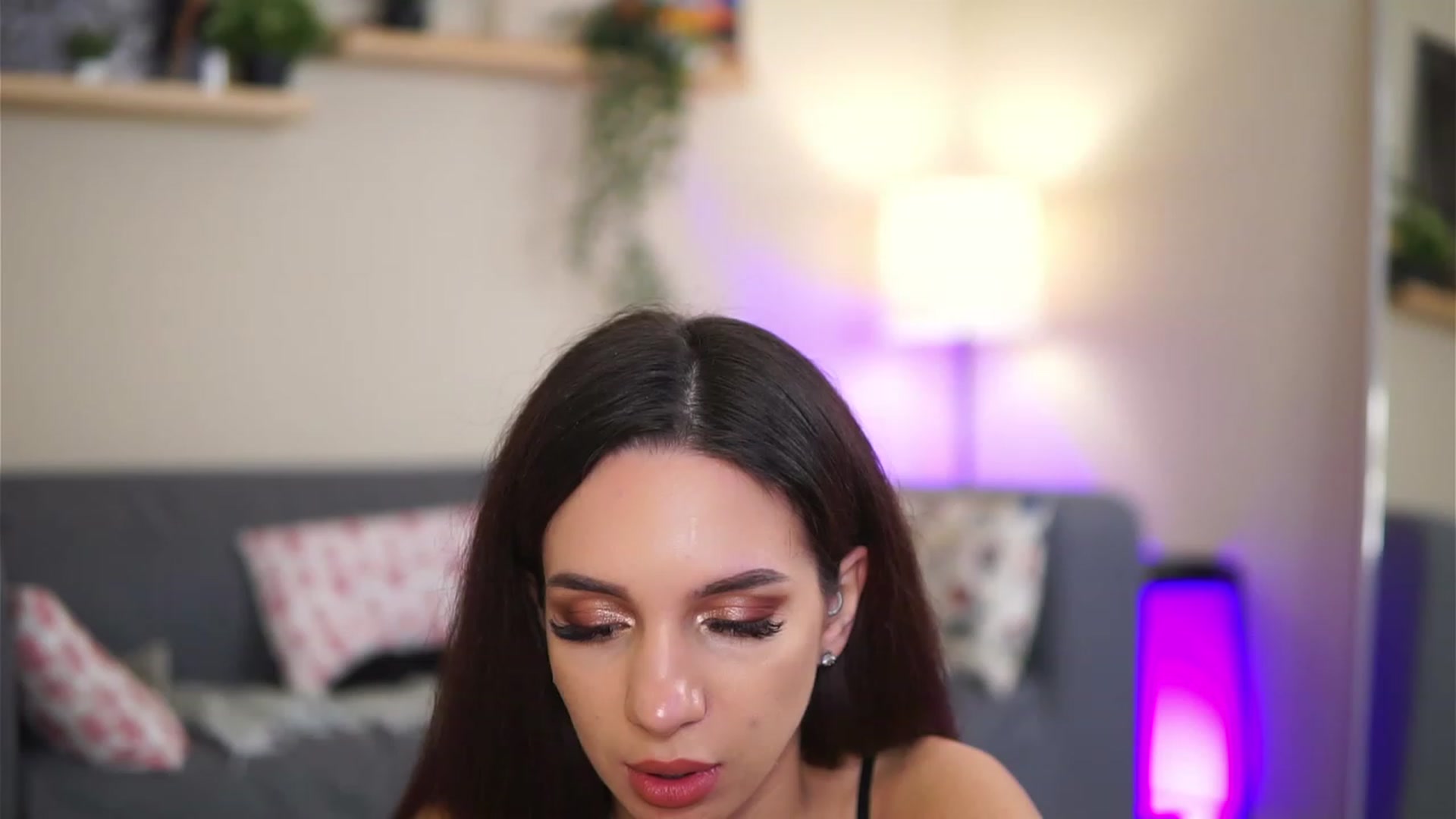 Gallery image thumbnail from VanessaAllen's myfreecams stream on, 01/19/2023, 19:04 image 1 of 20