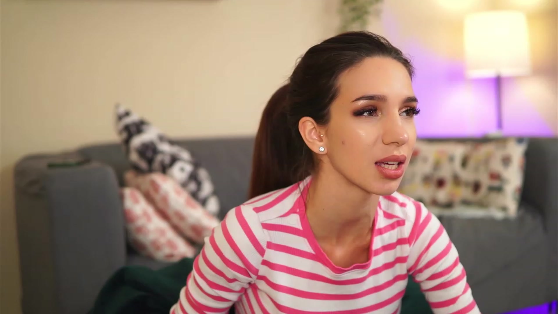 Gallery image thumbnail from VanessaAllen's myfreecams stream on, 01/19/2023, 20:30 image 17 of 20