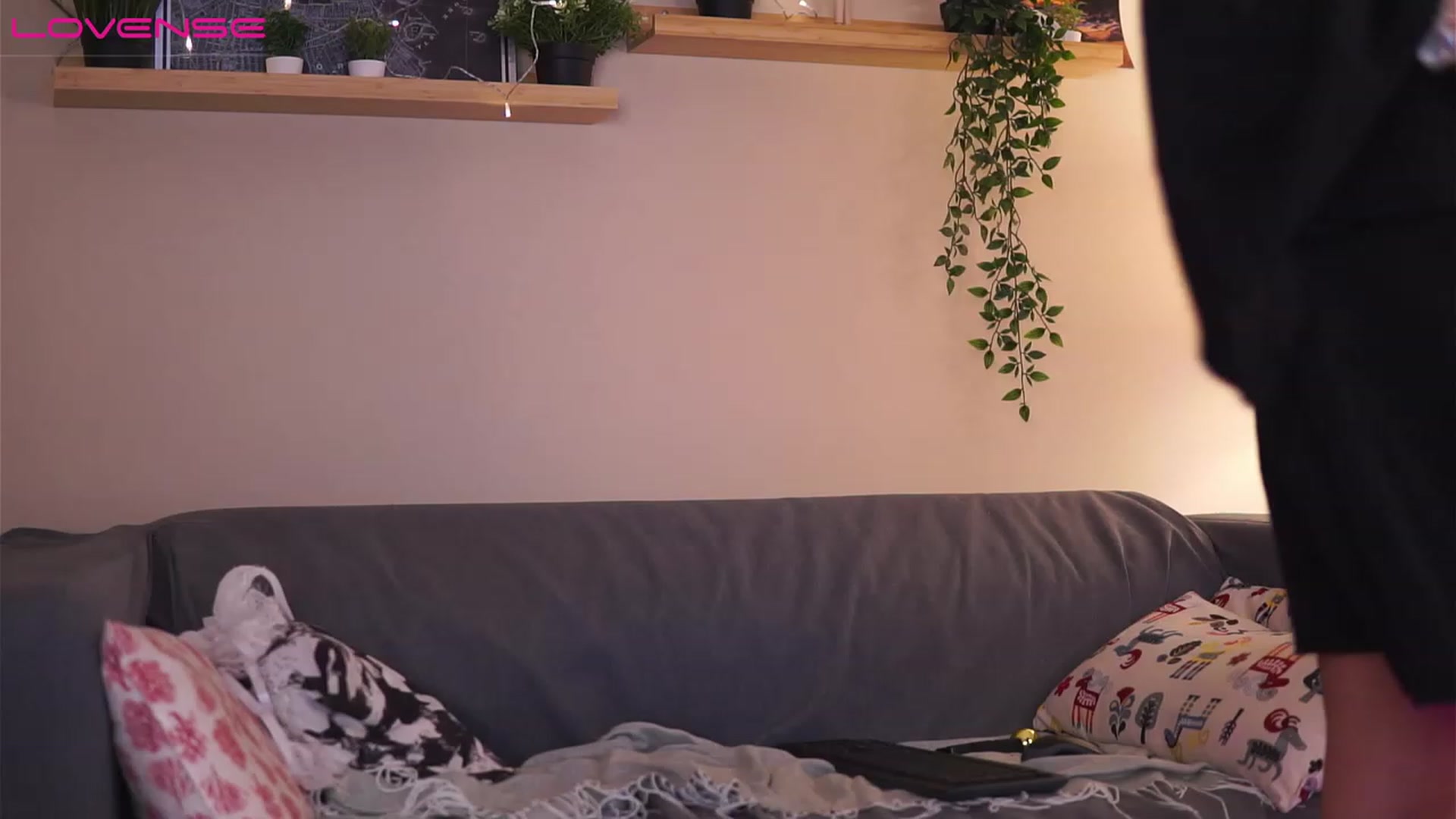 Gallery image thumbnail from VanessaAllen's myfreecams stream on, 02/02/2023, 17:38 image 18 of 20