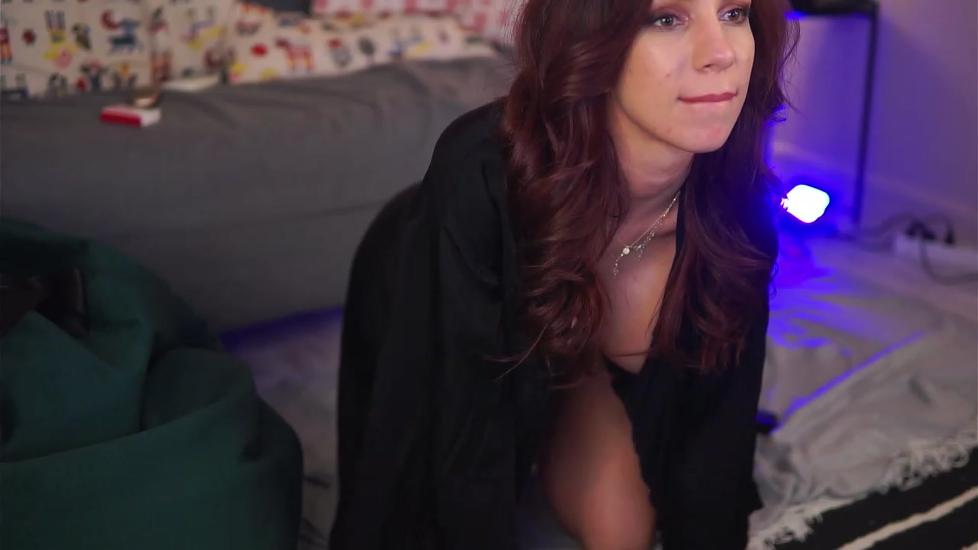 Gallery image thumbnail from VanessaAllen's myfreecams stream on, 04/07/2023, 19:01 image 16 of 20