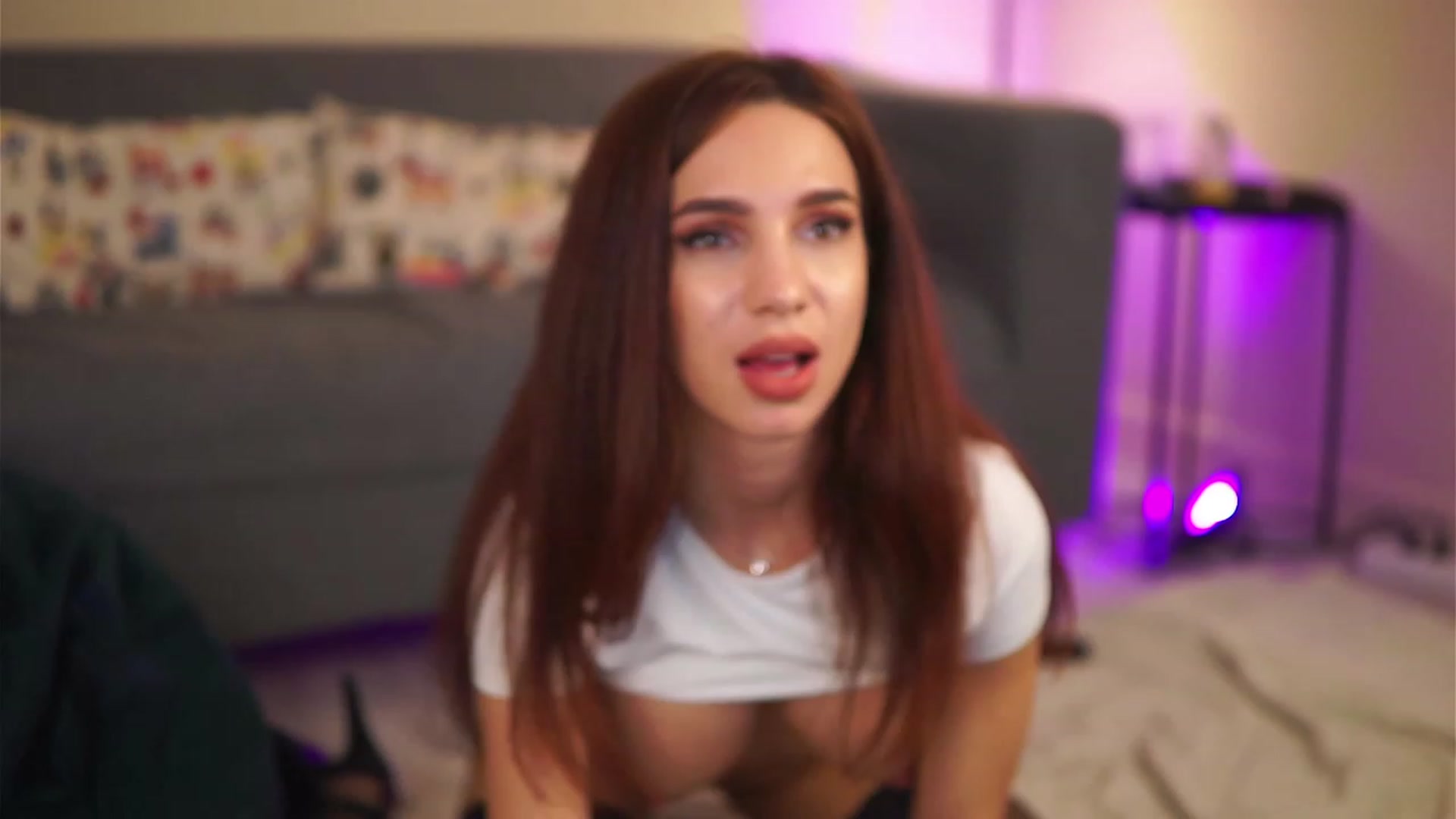 Gallery image thumbnail from VanessaAllen's myfreecams stream on, 04/12/2023, 17:51 image 14 of 20