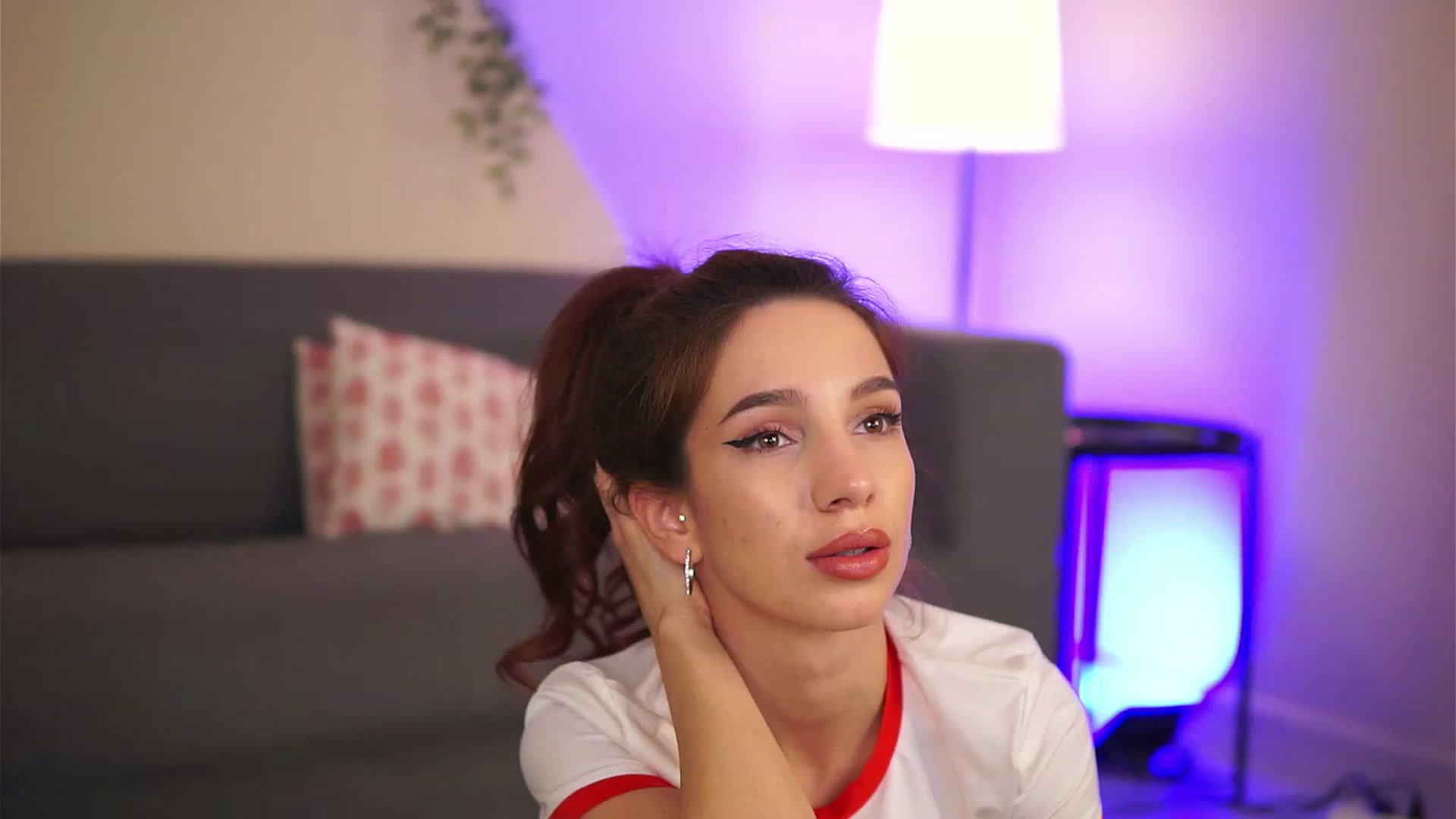Gallery image thumbnail from VanessaAllen's myfreecams stream on, 04/29/2023, 15:29 image 2 of 20