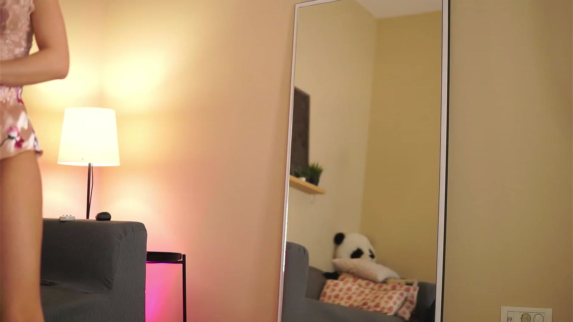 Gallery image thumbnail from VanessaAllen's myfreecams stream on, 05/21/2023, 18:24 image 8 of 20