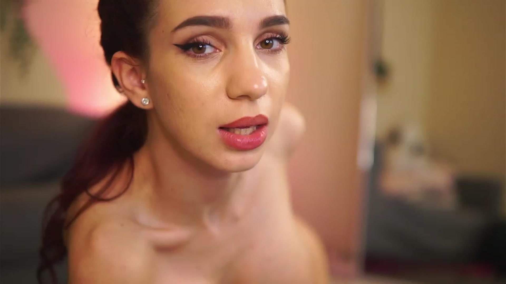 Gallery image thumbnail from VanessaAllen's myfreecams stream on, 05/23/2023, 14:06 image 19 of 20