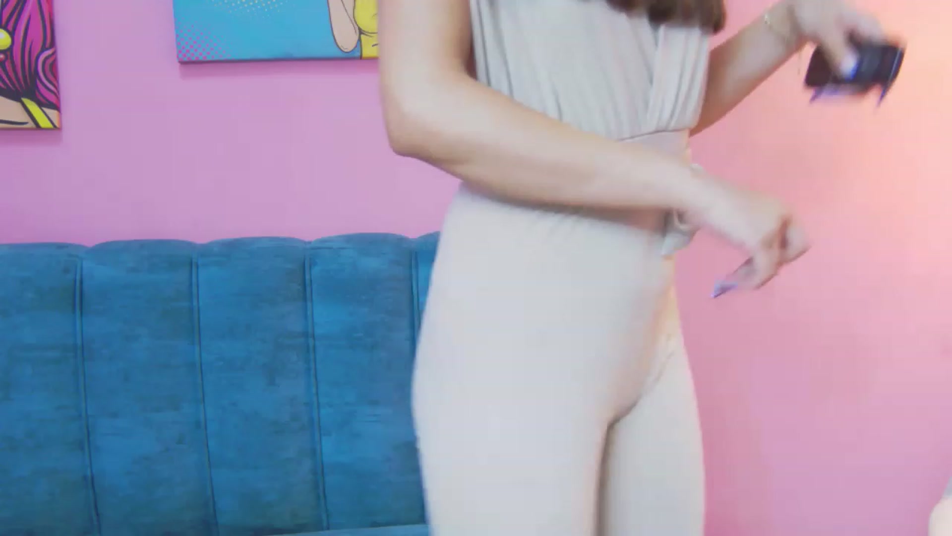 Gallery image thumbnail from VanessaPam's myfreecams stream on, 08/11/2023, 14:08 image 18 of 20