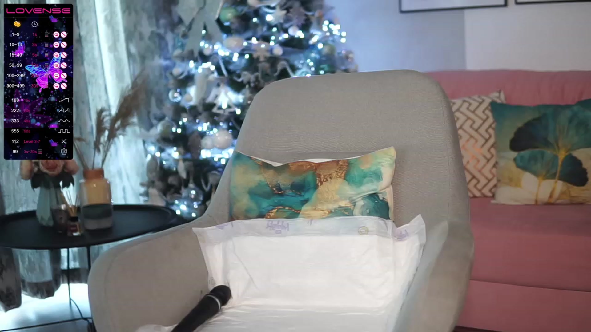 Gallery image thumbnail from VanessaVille's myfreecams stream on, 12/10/2022, 09:58 image 11 of 20