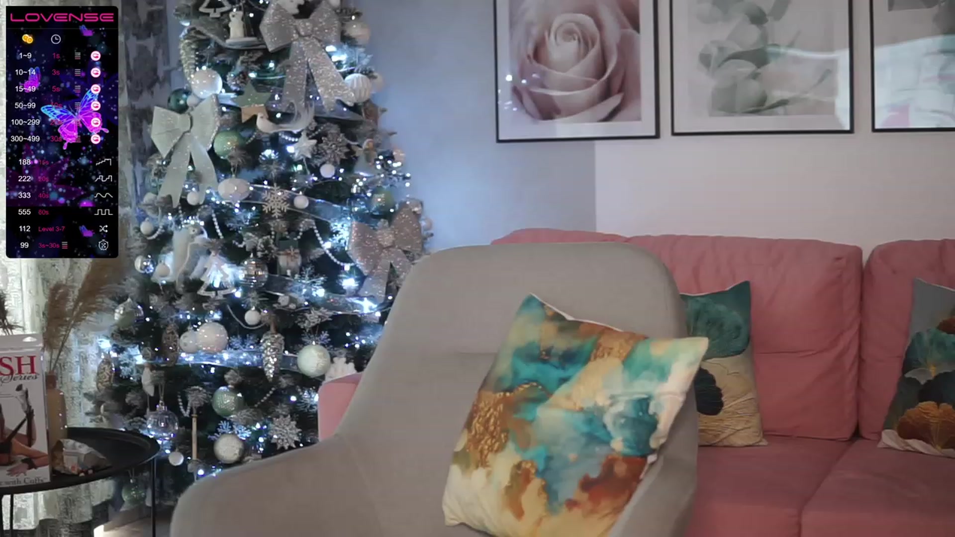 Gallery image thumbnail from VanessaVille's myfreecams stream on, 12/15/2022, 11:36 image 17 of 20