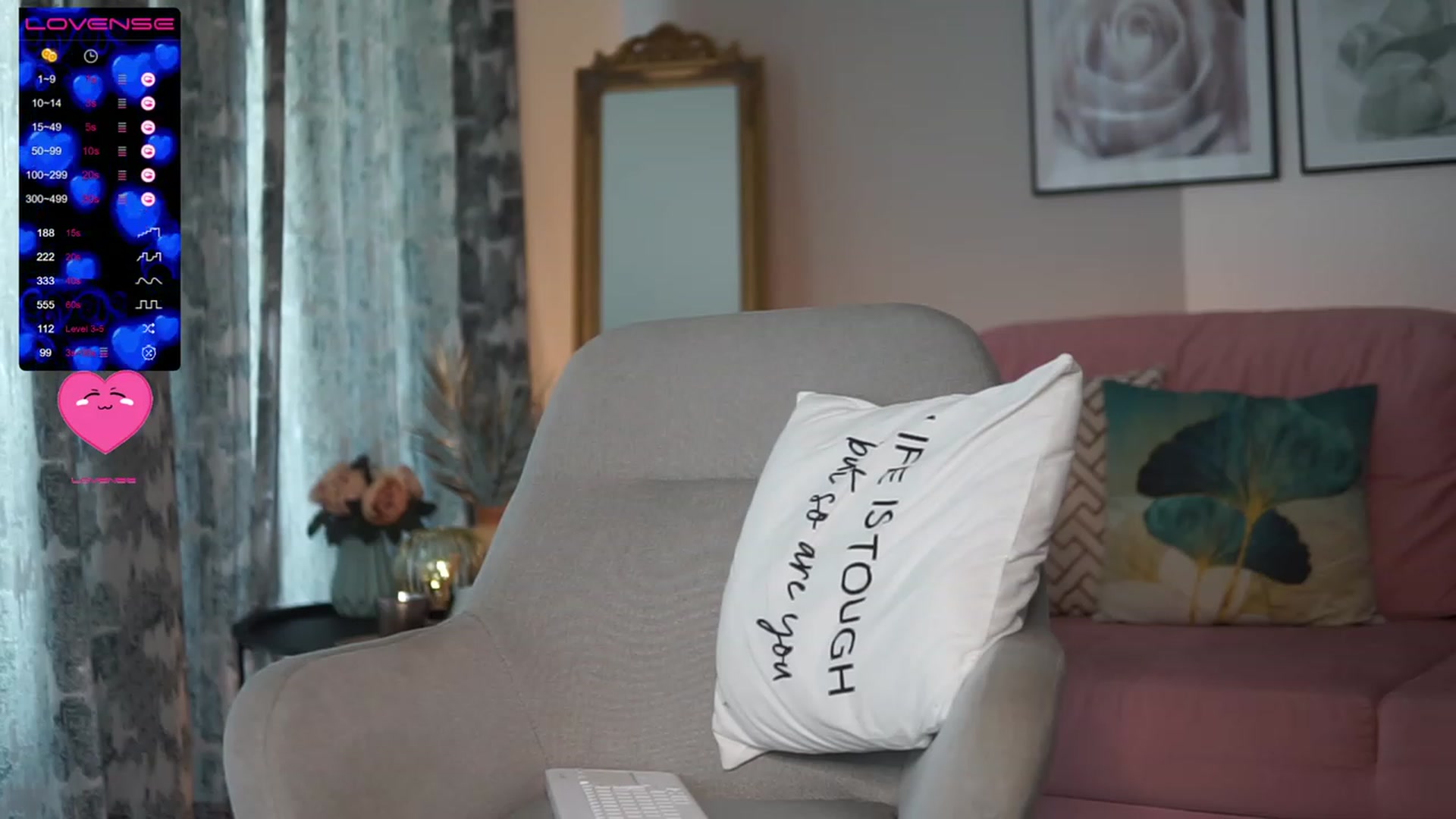 Gallery image thumbnail from VanessaVille's myfreecams stream on, 03/02/2023, 13:03 image 20 of 20