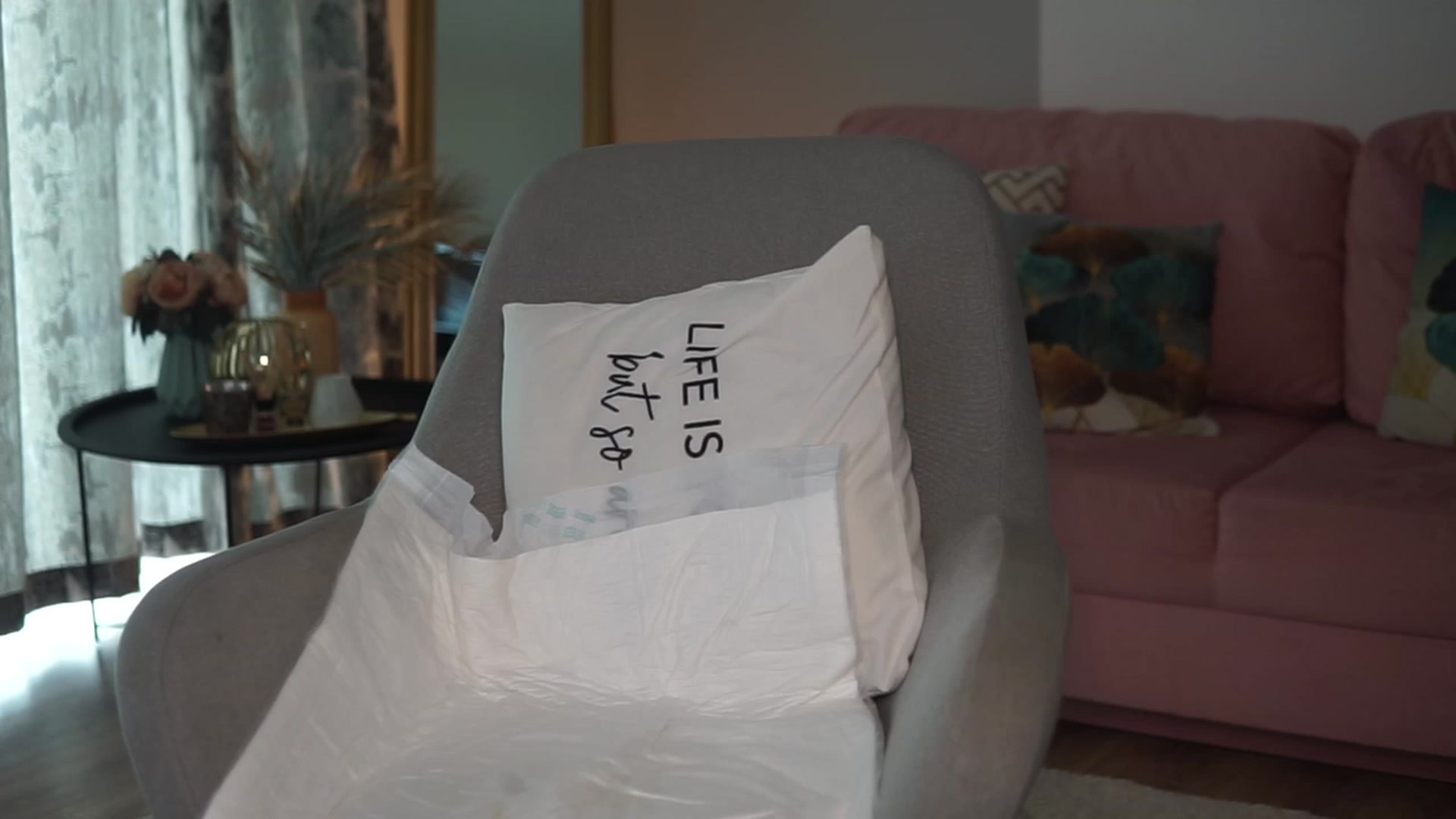 Gallery image thumbnail from VanessaVille's myfreecams stream on, 04/02/2023, 09:46 image 6 of 20