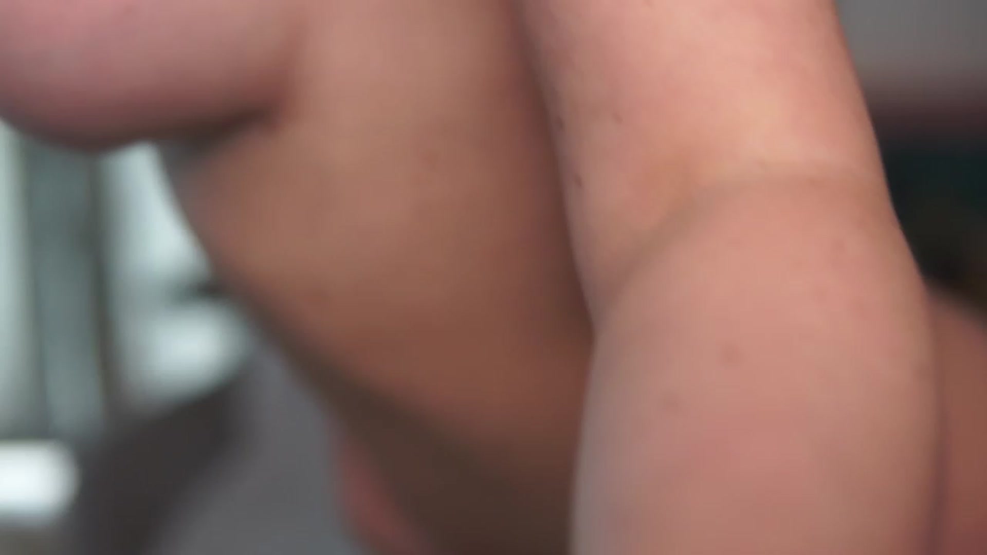 Gallery image thumbnail from VanessaVille's myfreecams stream on, 05/13/2023, 10:12 image 18 of 20
