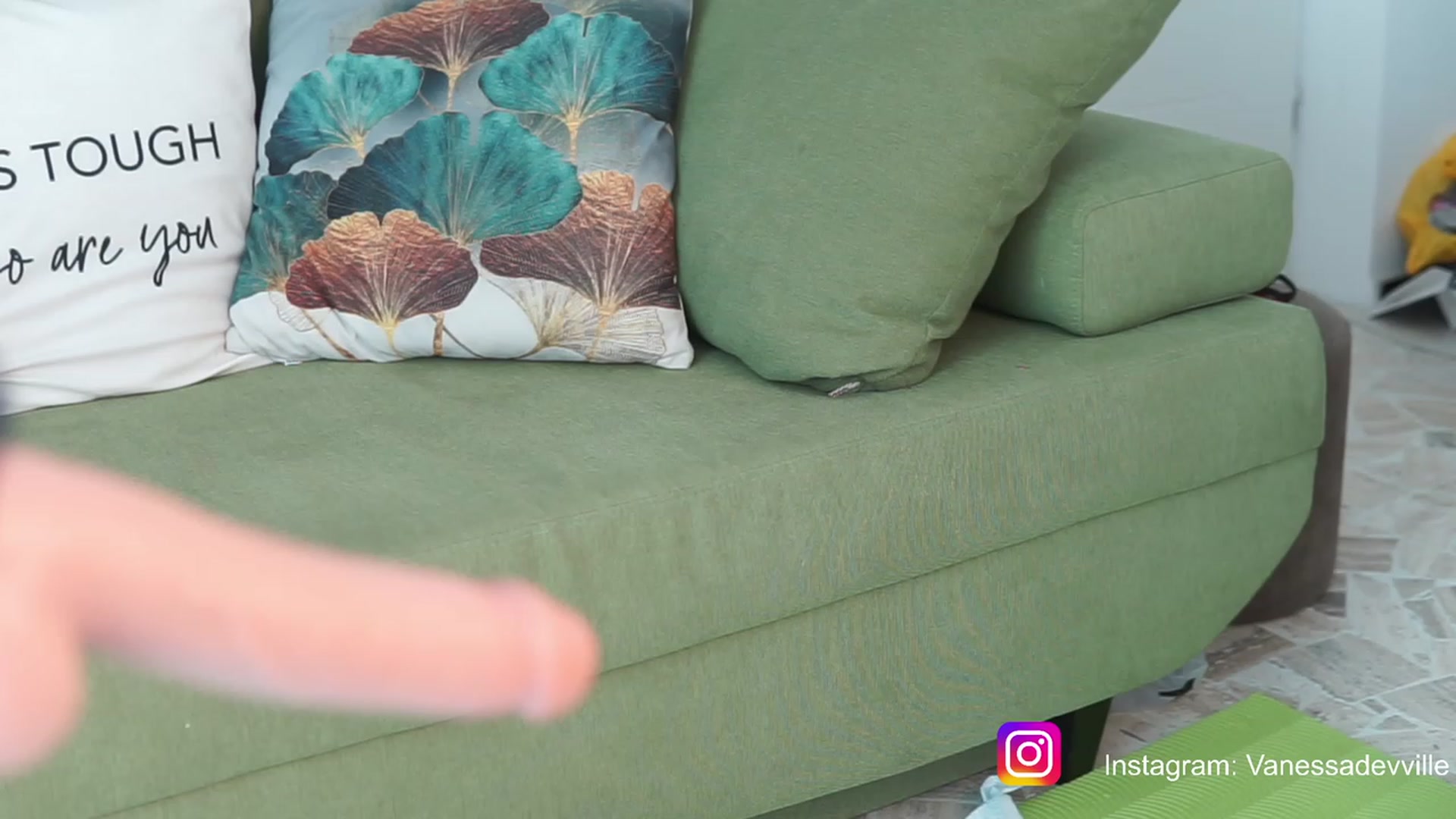 Gallery image thumbnail from VanessaVille's myfreecams stream on, 06/20/2023, 13:27 image 13 of 20