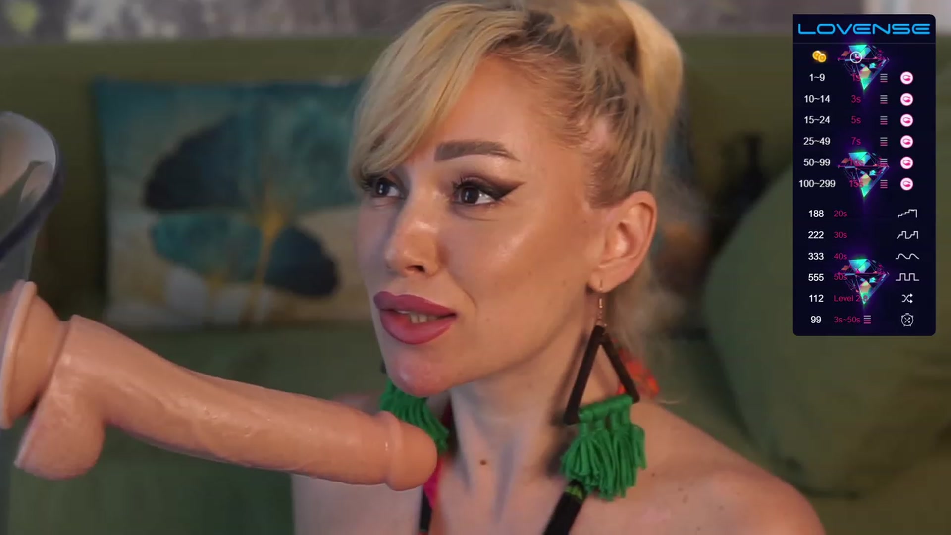 Gallery image thumbnail from VanessaVille's myfreecams stream on, 07/24/2023, 10:29 image 18 of 20