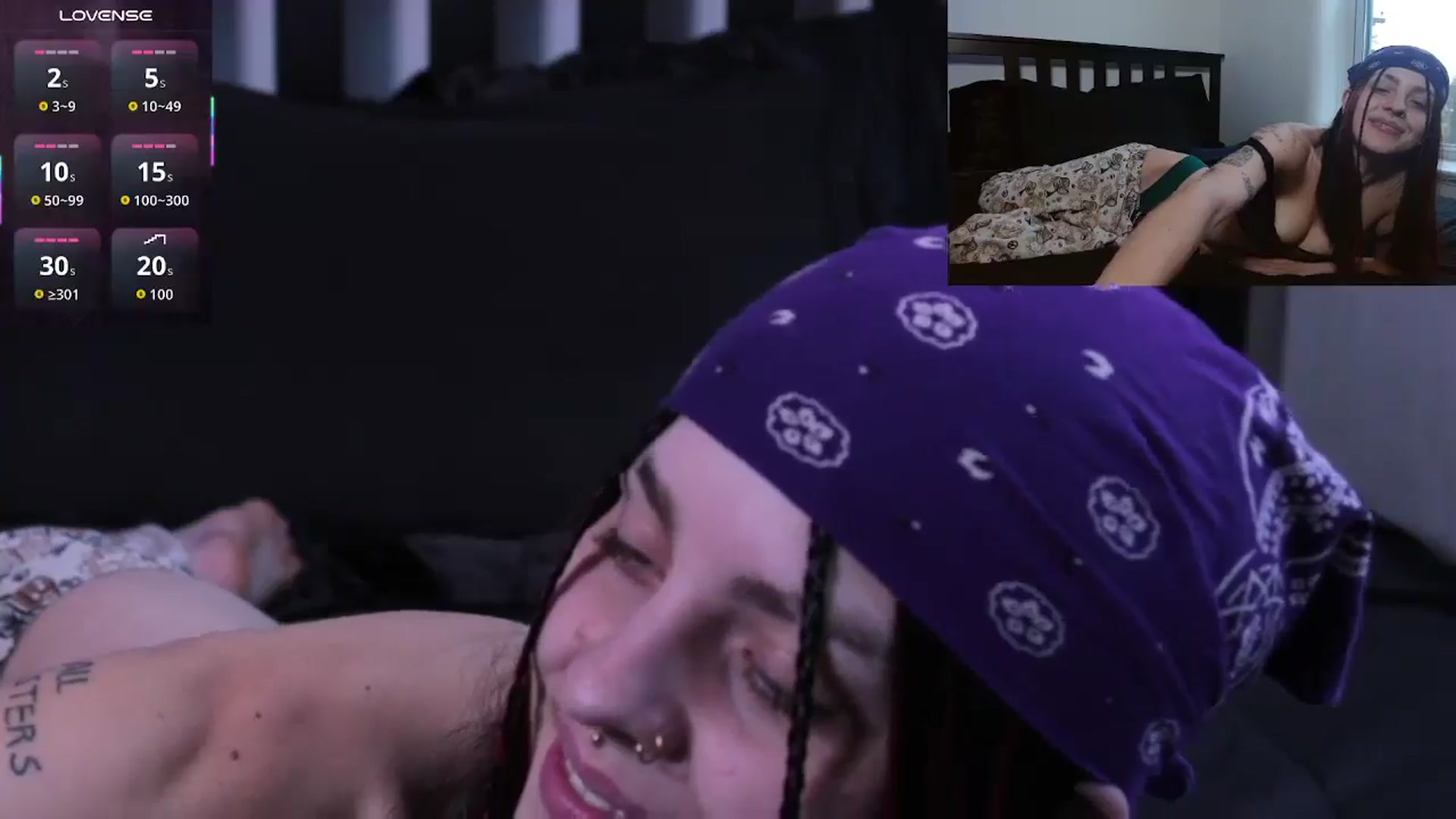 Gallery image thumbnail from VanessaVipera's myfreecams stream on, 10/19/2025, 20:43 image 17 of 20