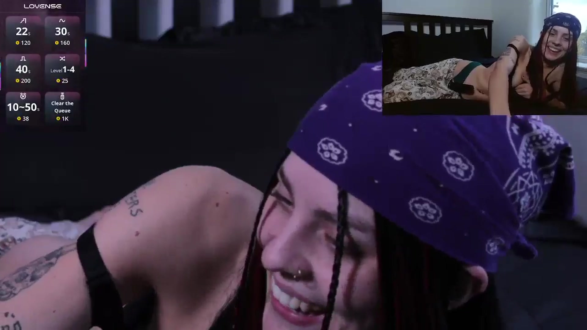 Gallery image thumbnail from VanessaVipera's myfreecams stream on, 10/19/2025, 20:43 image 15 of 20
