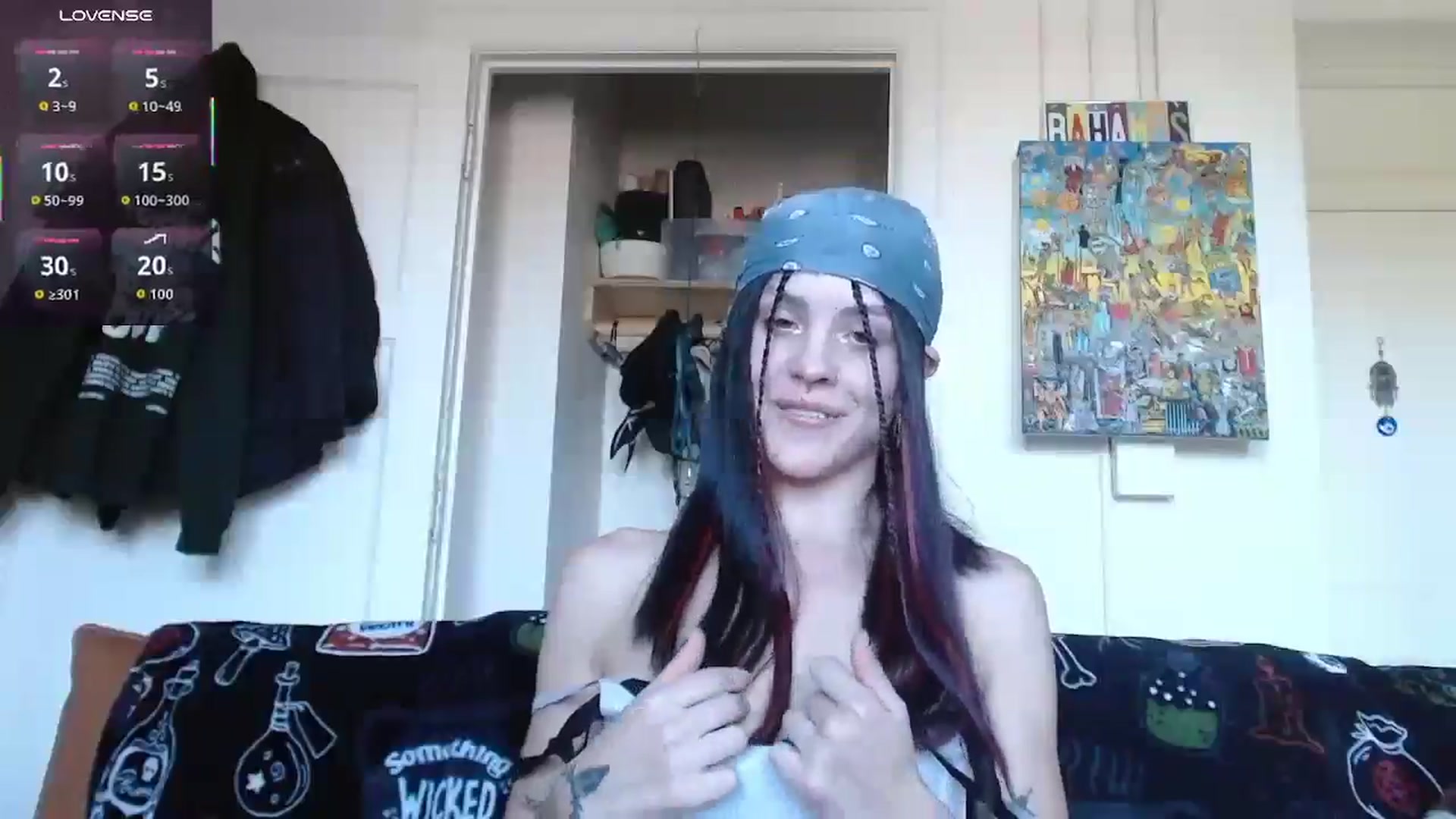 Gallery image thumbnail from VanessaVipera's myfreecams stream on, 10/26/2025, 17:37 image 6 of 20