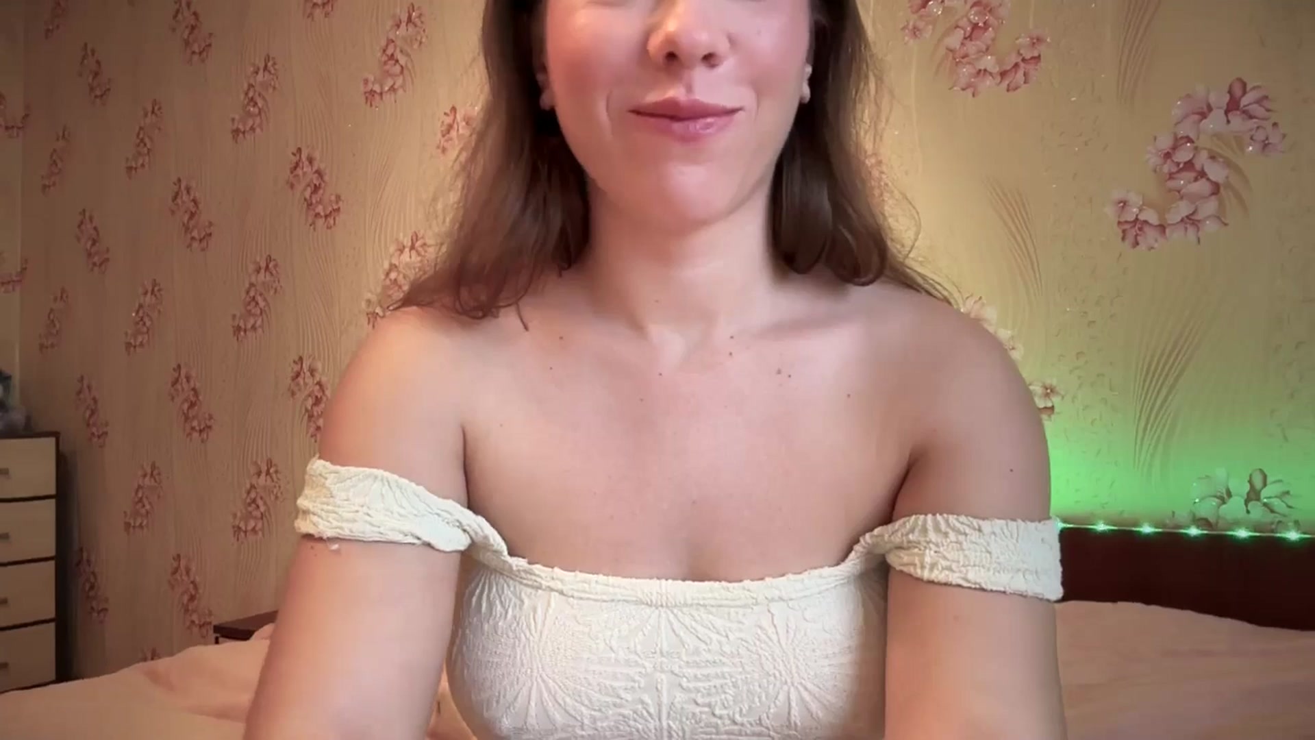 Gallery image thumbnail from VanessaWinn's myfreecams stream on, 11/11/2024, 09:06 image 14 of 20