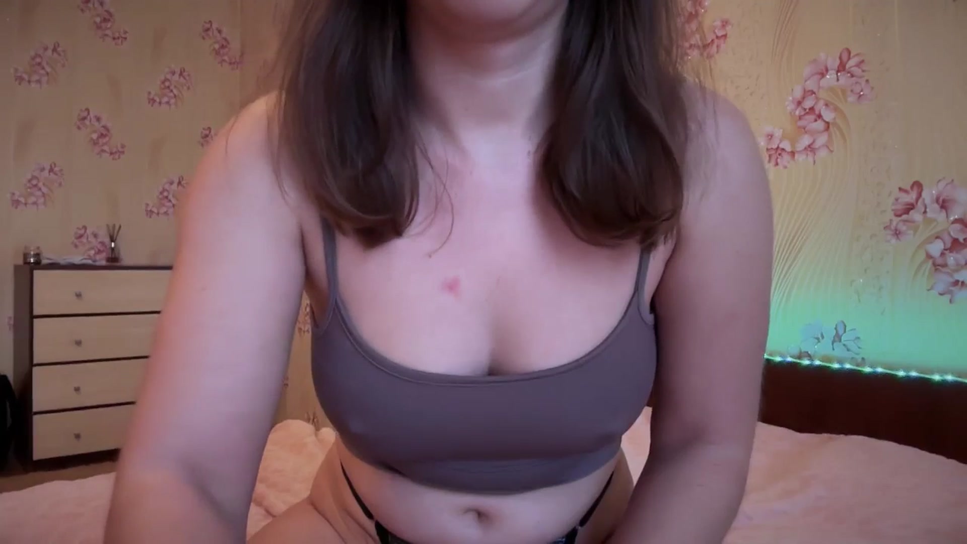 Gallery image thumbnail from VanessaWinn's myfreecams stream on, 11/24/2024, 10:13 image 20 of 20