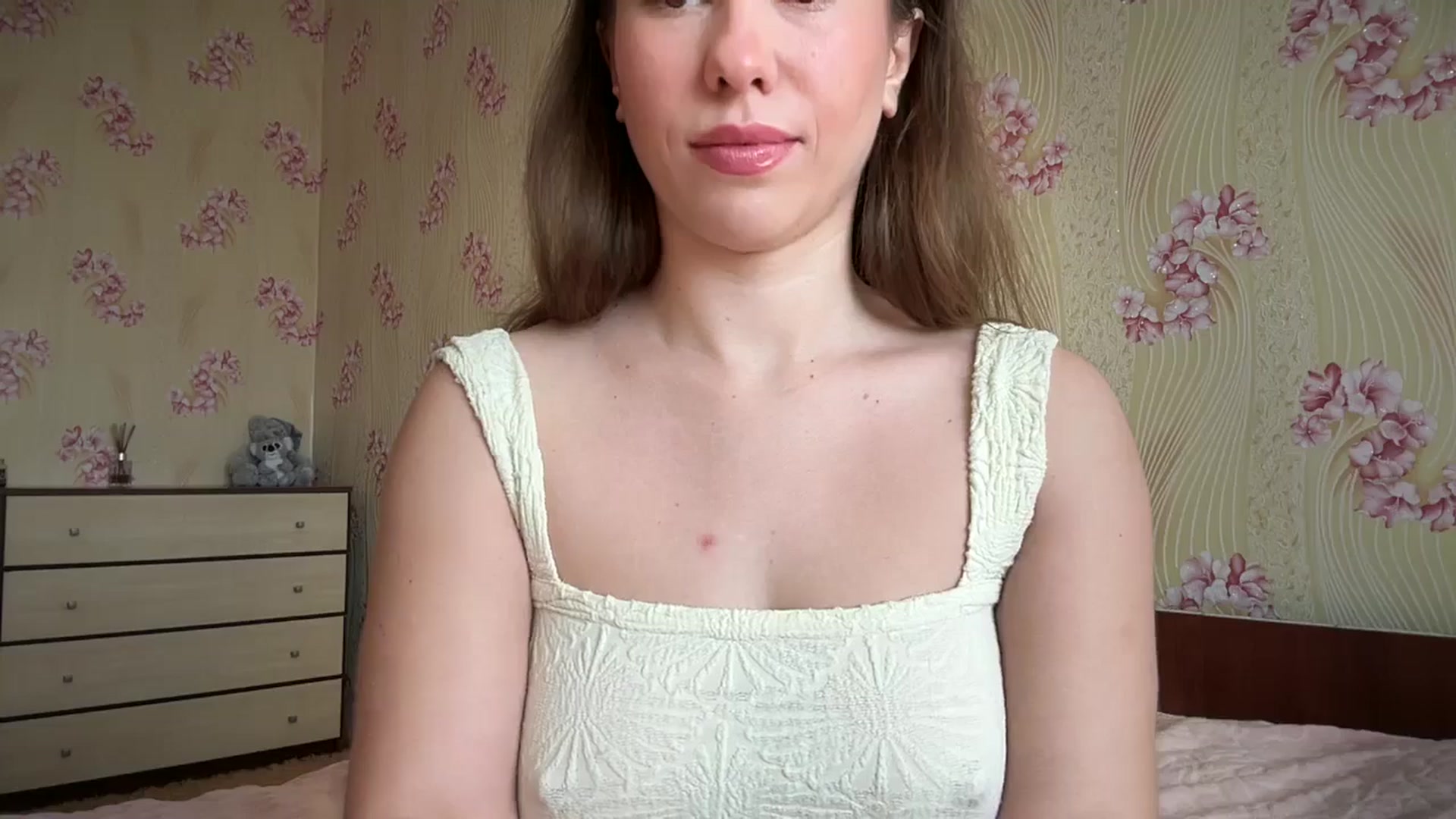 Gallery image thumbnail from VanessaWinn's myfreecams stream on, 11/25/2024, 08:42 image 9 of 20