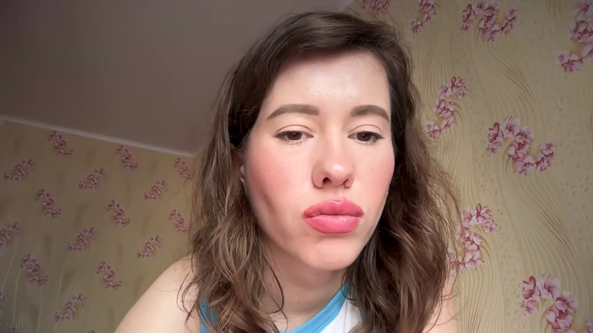 Gallery image thumbnail from VanessaWinn's myfreecams stream on, 03/13/2025, 11:43 image 14 of 20