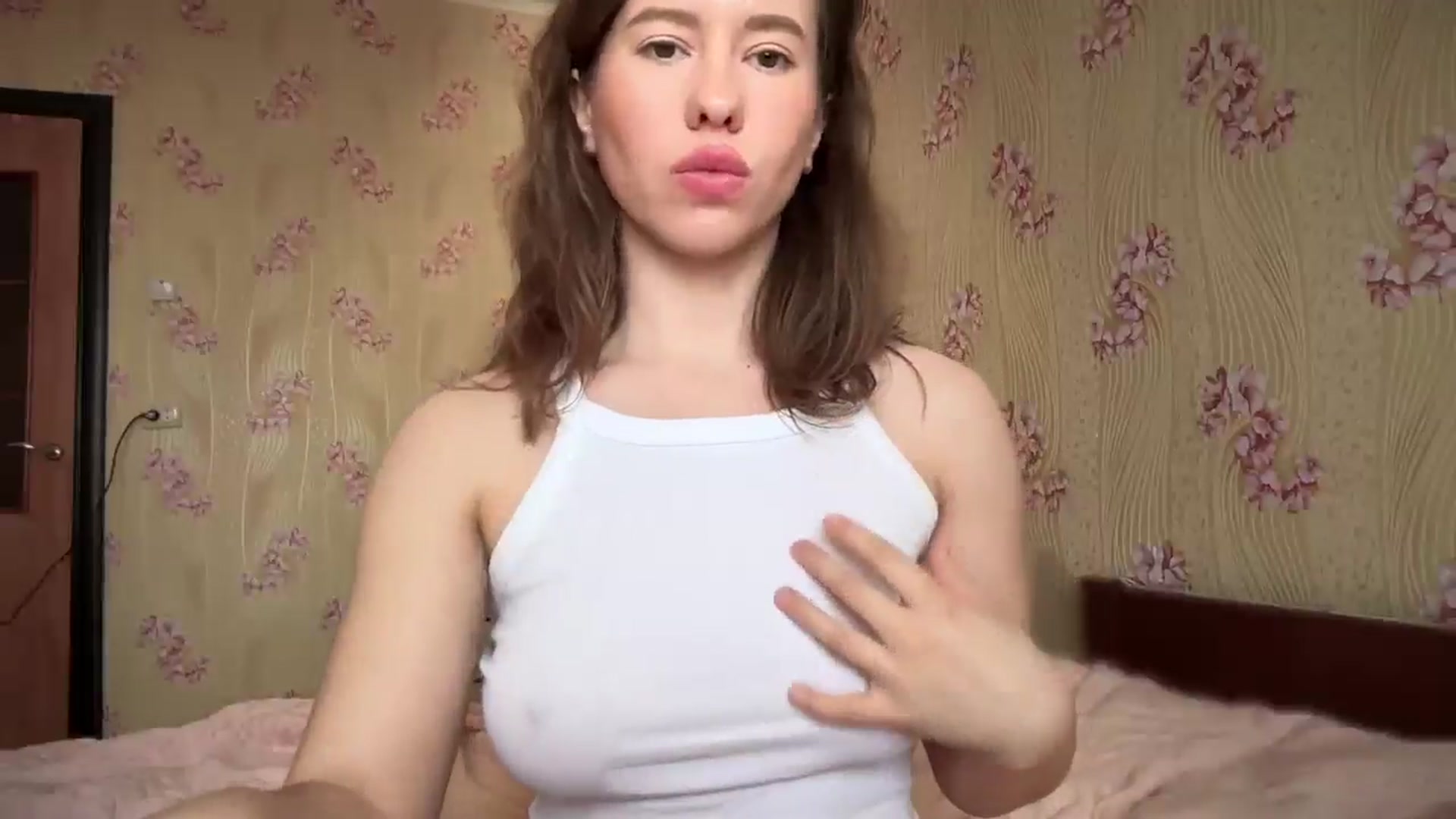 Gallery image thumbnail from VanessaWinn's myfreecams stream on, 03/22/2025, 11:10 image 13 of 20