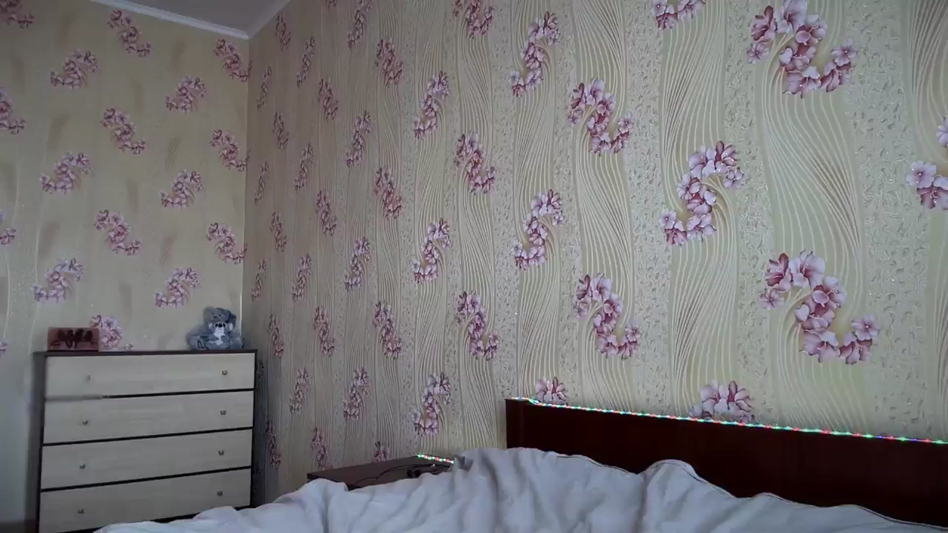 Gallery image thumbnail from VanessaWinn's myfreecams stream on, 06/29/2025, 09:04 image 12 of 20