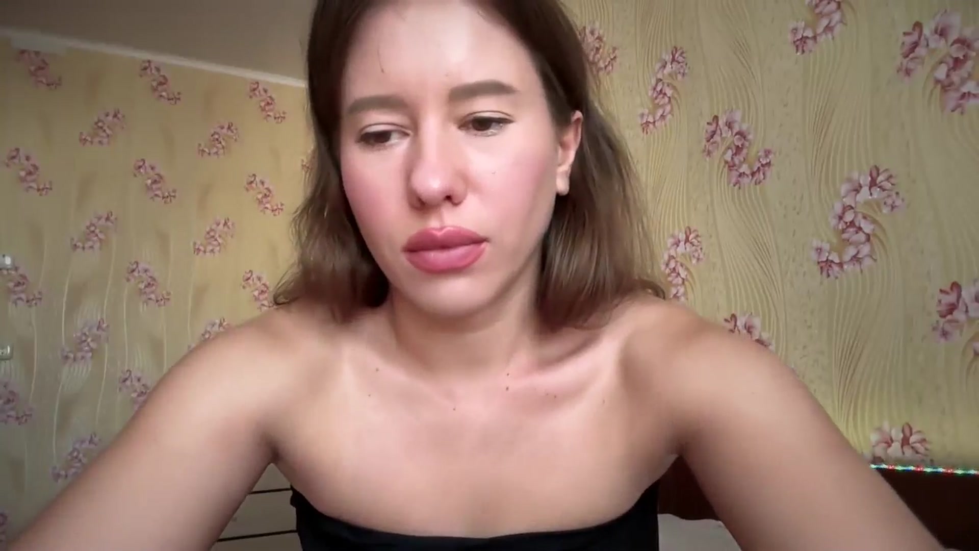 Gallery image thumbnail from VanessaWinn's myfreecams stream on, 08/14/2025, 14:40 image 9 of 20