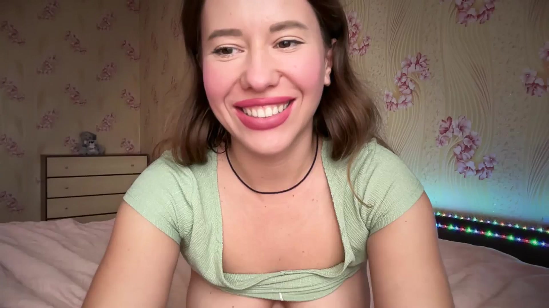 Gallery image thumbnail from VanessaWinn's myfreecams stream on, 10/07/2025, 13:46 image 8 of 20