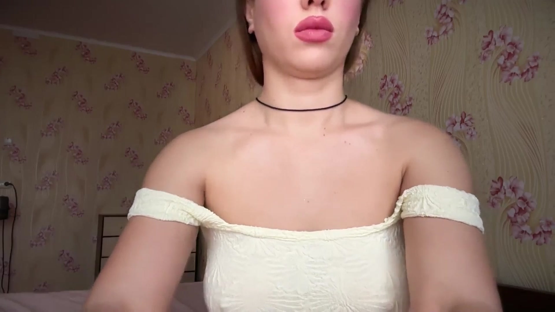 Gallery image thumbnail from VanessaWinn's myfreecams stream on, 10/15/2025, 15:22 image 3 of 20