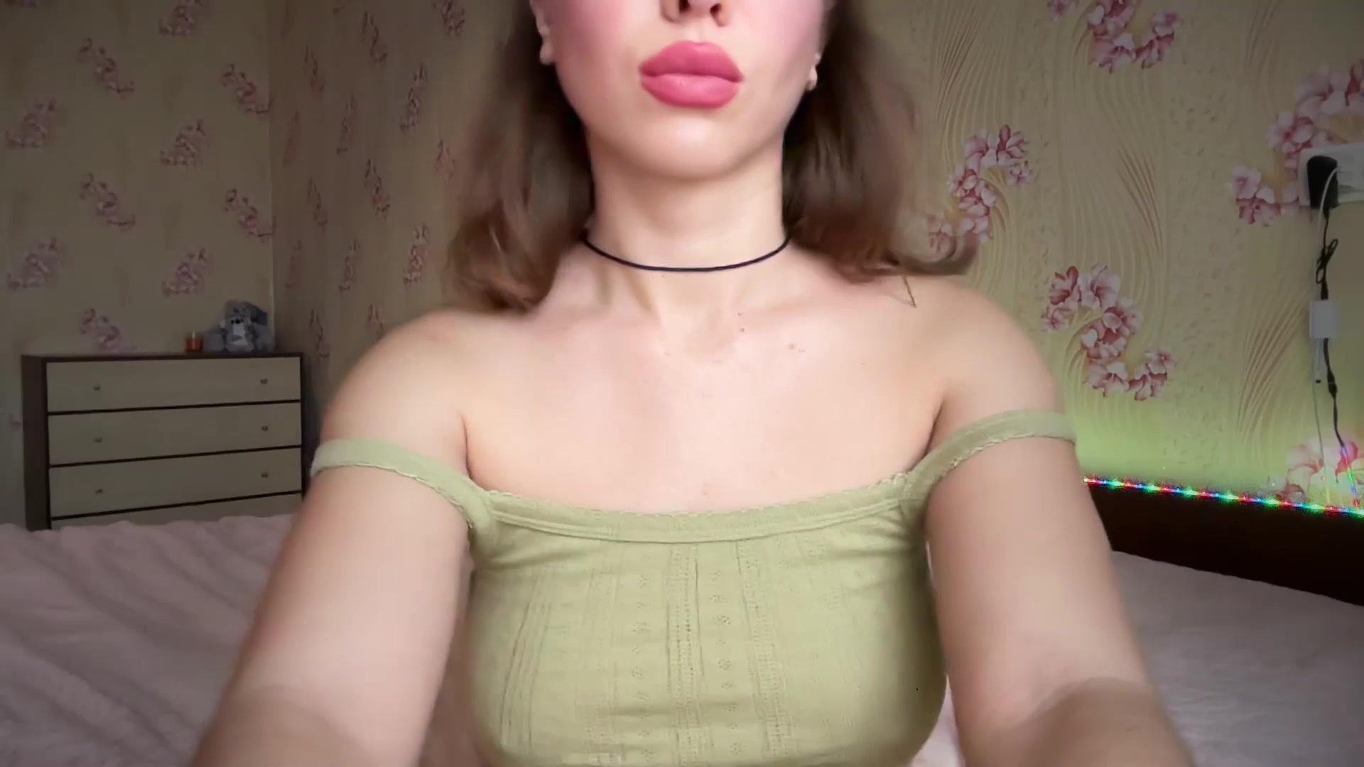 Gallery image thumbnail from VanessaWinn's myfreecams stream on, 10/27/2025, 07:22 image 17 of 20