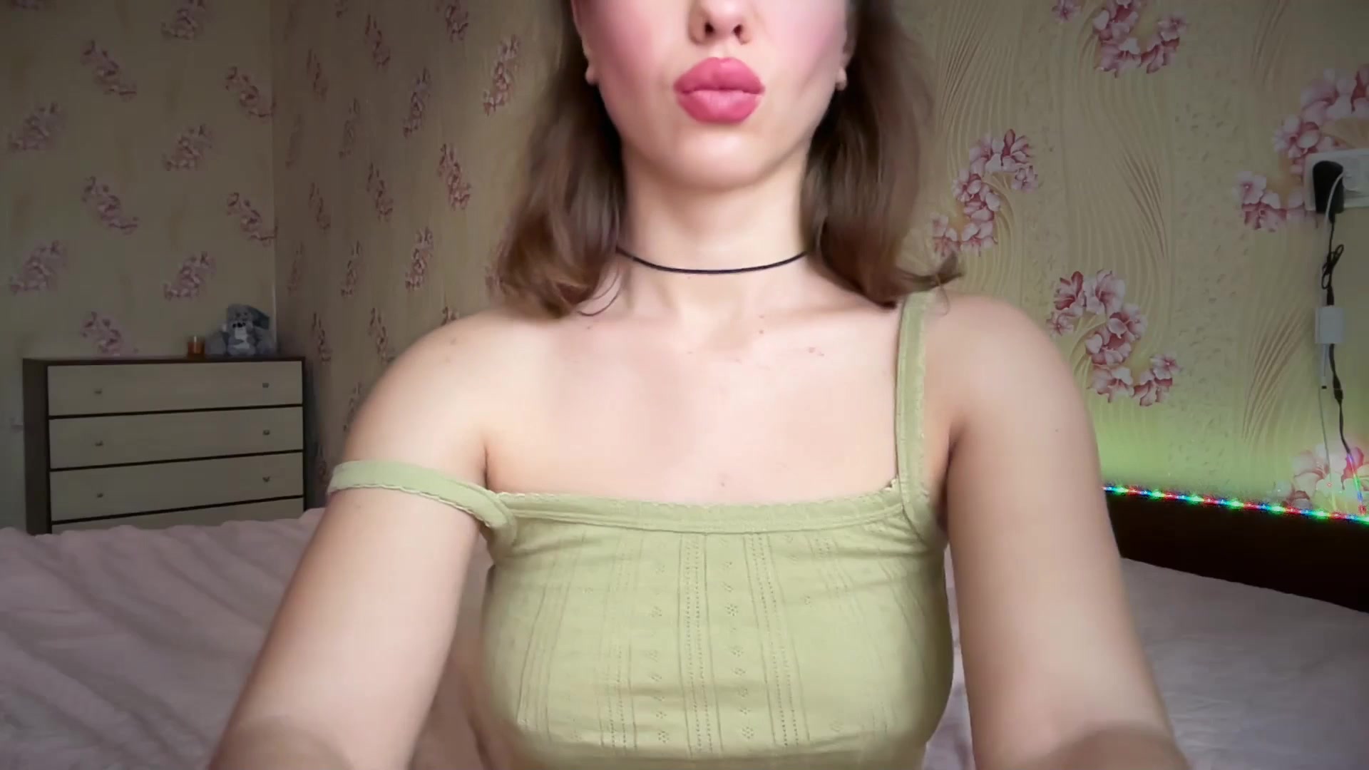 Gallery image thumbnail from VanessaWinn's myfreecams stream on, 10/27/2025, 07:22 image 16 of 20