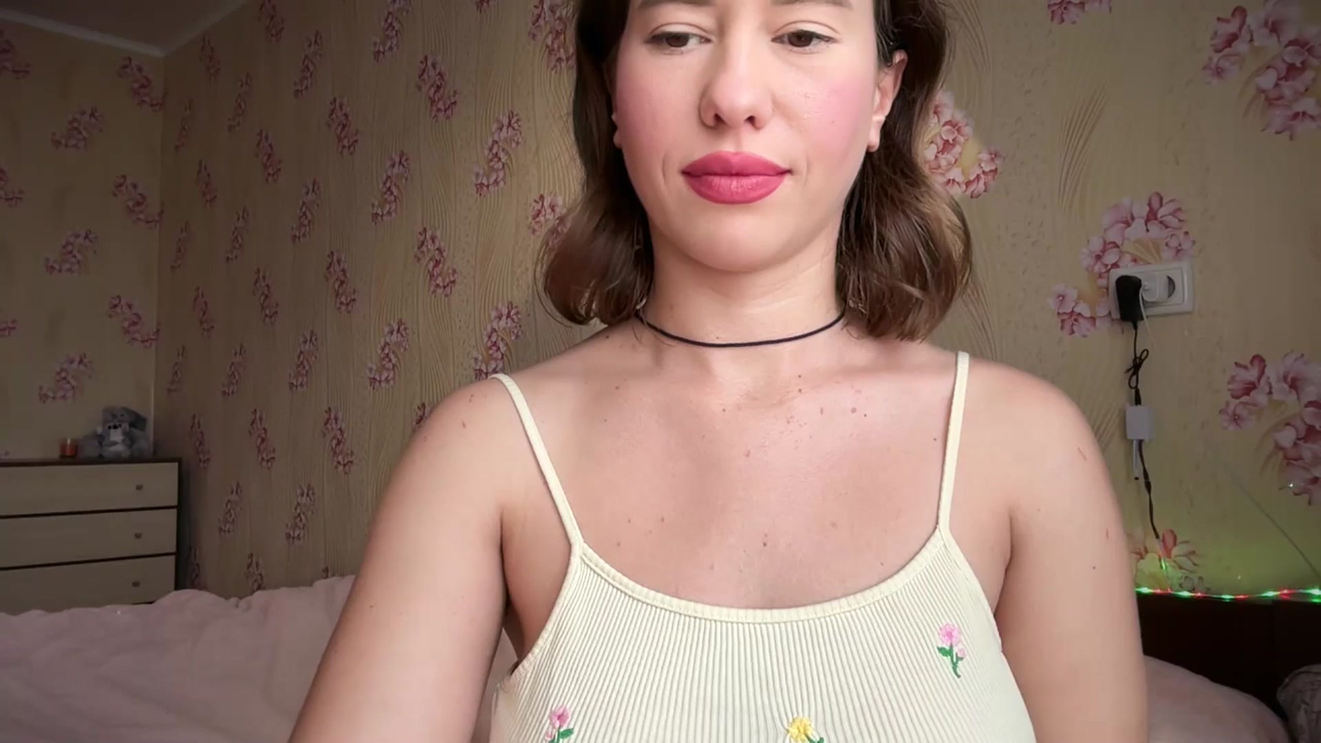 Gallery image thumbnail from VanessaWinn's myfreecams stream on, 10/29/2025, 08:48 image 19 of 20