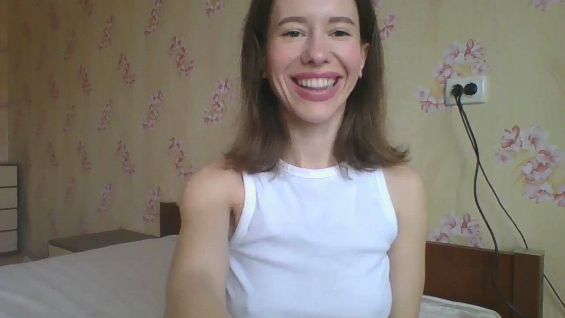 Gallery image thumbnail from VanessaWinn's myfreecams stream on, 04/17/2026, 12:47 image 7 of 20