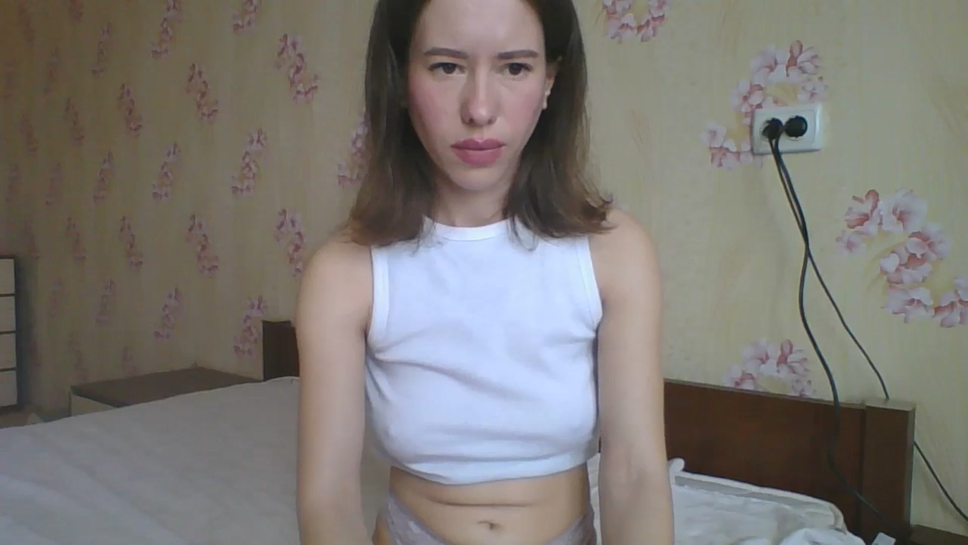 Gallery image thumbnail from VanessaWinn's myfreecams stream on, 04/17/2026, 12:47 image 17 of 20