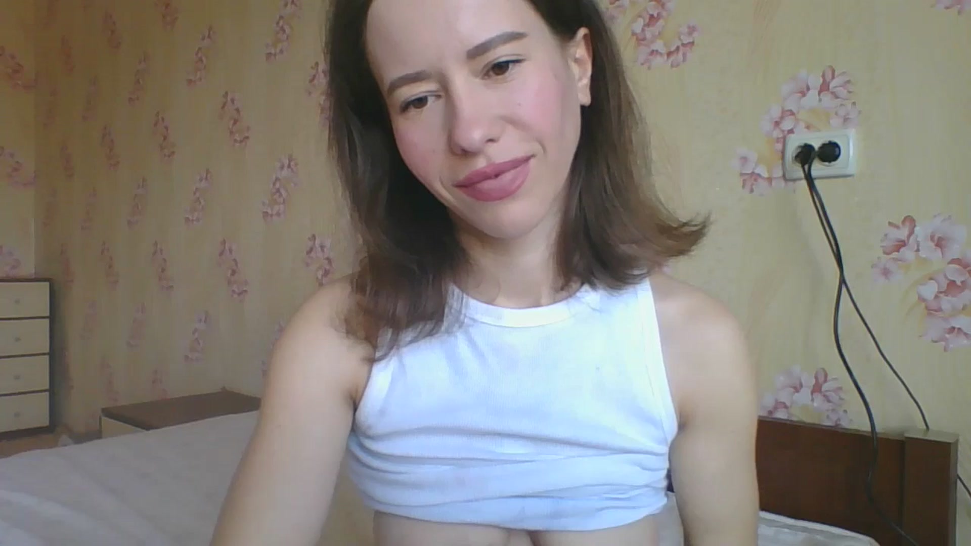 Gallery image thumbnail from VanessaWinn's myfreecams stream on, 04/17/2026, 12:47 image 2 of 20